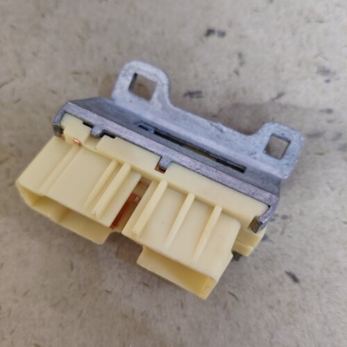 跨境 US-98 E2AZ11572A E4FZ11572A KS6624 适配福特点火开关Ford