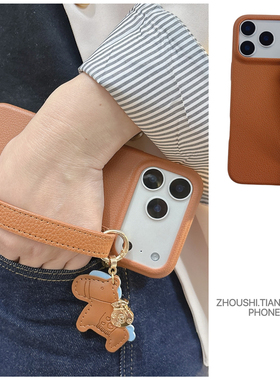 高级感卡其皮纹小马新年款腕带适用小米17/15/14/13pro手机壳红米k90/k80新款K70女K60保护套note13pro手拎绳