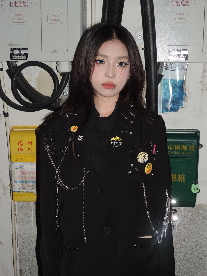 手工柳丁西装摇滚朋克年轻时代