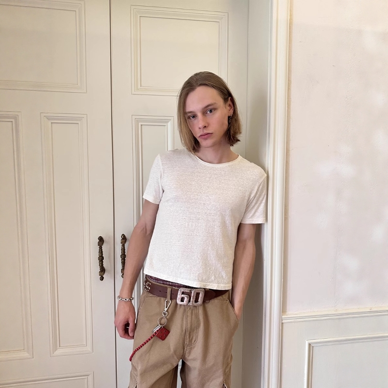 透气抗菌凉爽基础做旧卷边领短袖