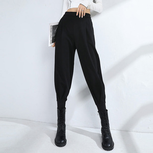 女士黑色束脚哈伦裤女2026新款春秋高腰小个子萝卜休闲马丁靴裤子