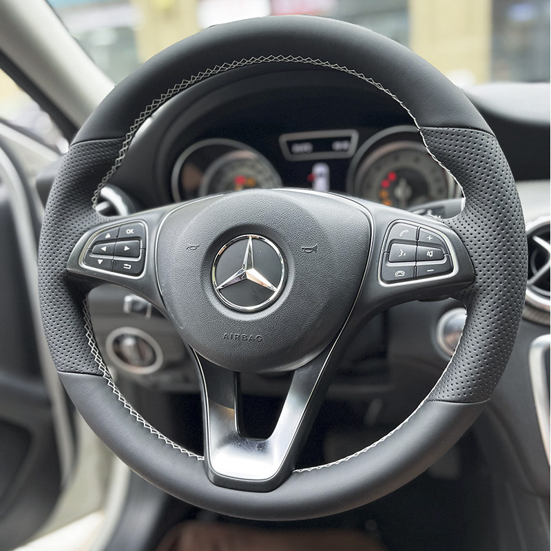 奔驰新款C级新E级GLC260 C200 E300 GLA GLE CLA专用手缝方向盘套