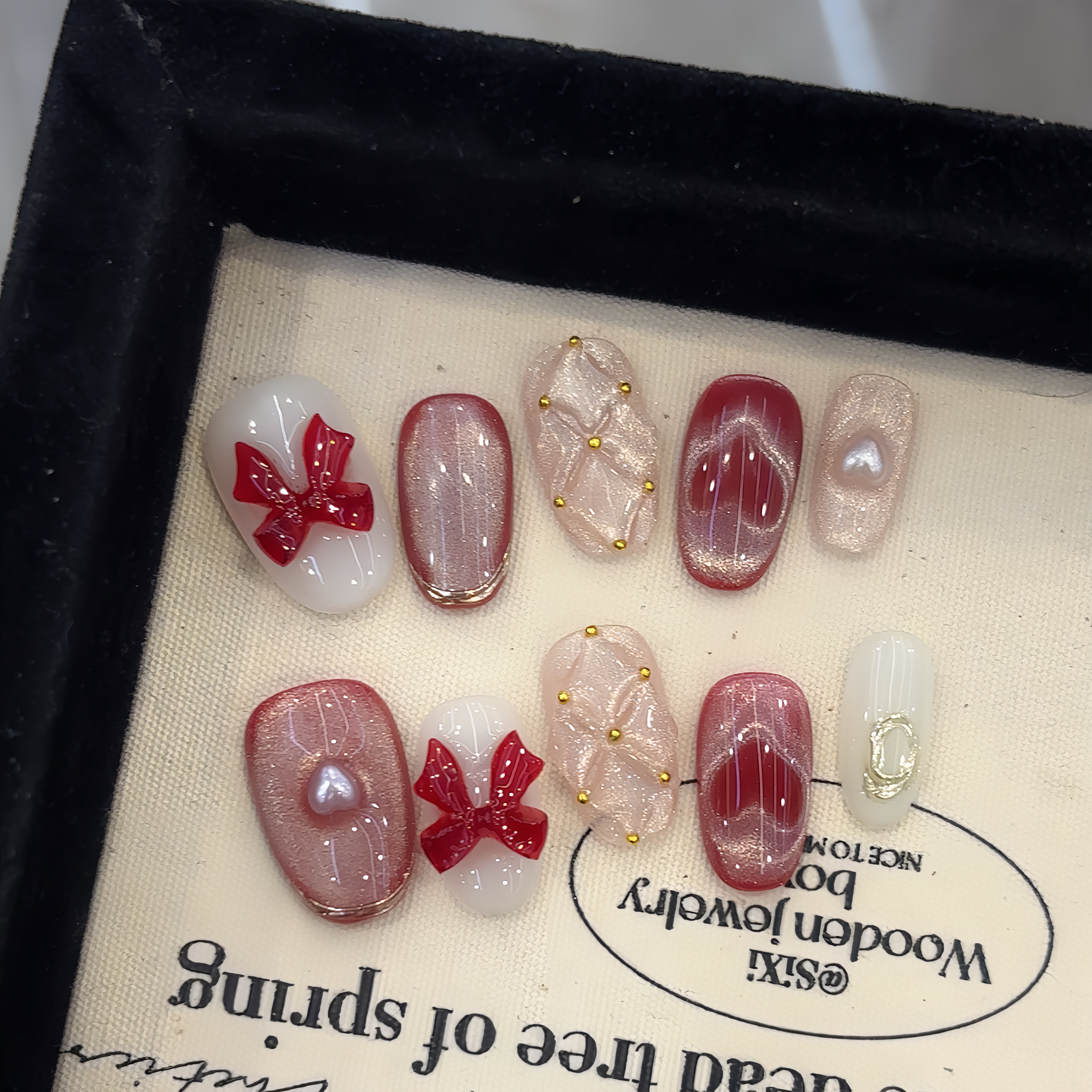 纯手工【情书】红色格纹浮雕蝴蝶结猫眼闪亮仙女秋冬少女心穿戴甲