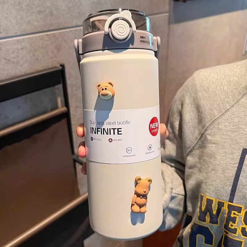 双饮设计 一杯两饮 饮用舒适 卫生方便