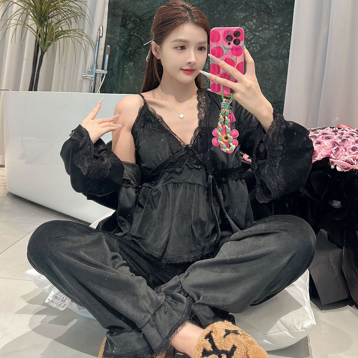 赵露思同款法式性感睡衣女三件套胸垫款加厚保暖海岛绒秋冬季爆款