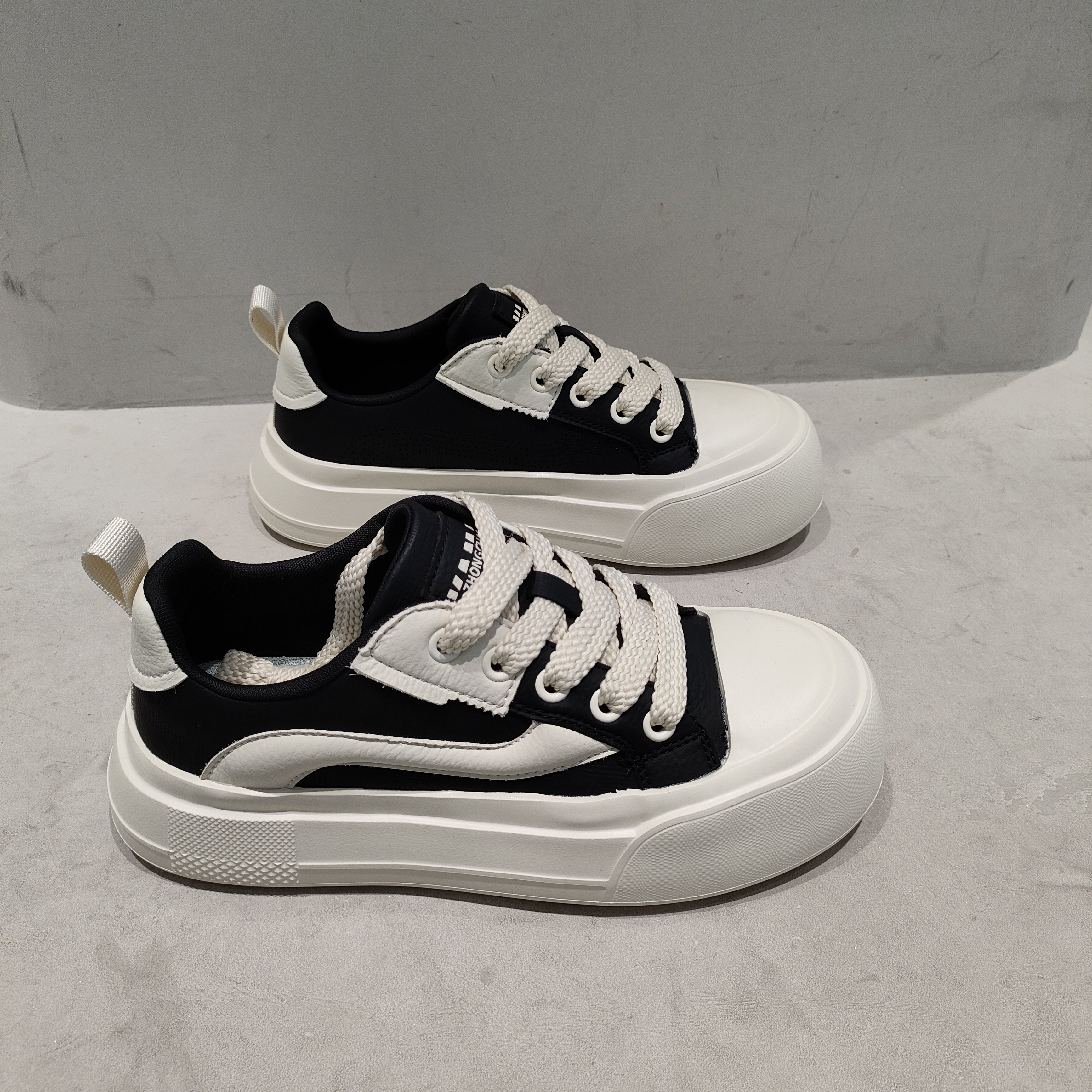 韩版厚底板鞋男2026春季新款百搭透气小众设计感丑呆萌时尚休闲鞋,流行男鞋,休闲板鞋,淘宝优惠券,粉丝福利购,淘宝优惠卷