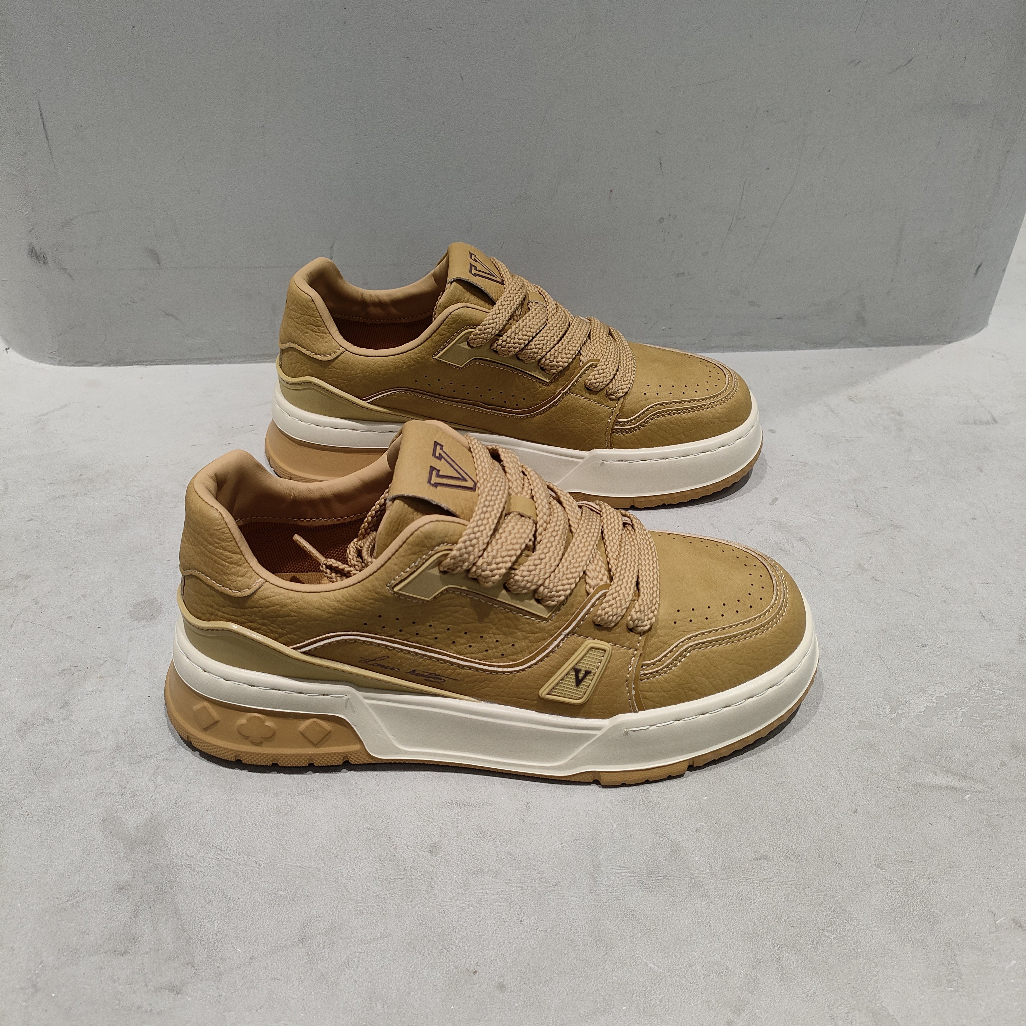 美式低帮时尚休闲小白板鞋2026春季新款欧货透气小众网红男鞋百搭,流行男鞋,休闲板鞋,淘宝优惠券,粉丝福利购,淘宝优惠卷