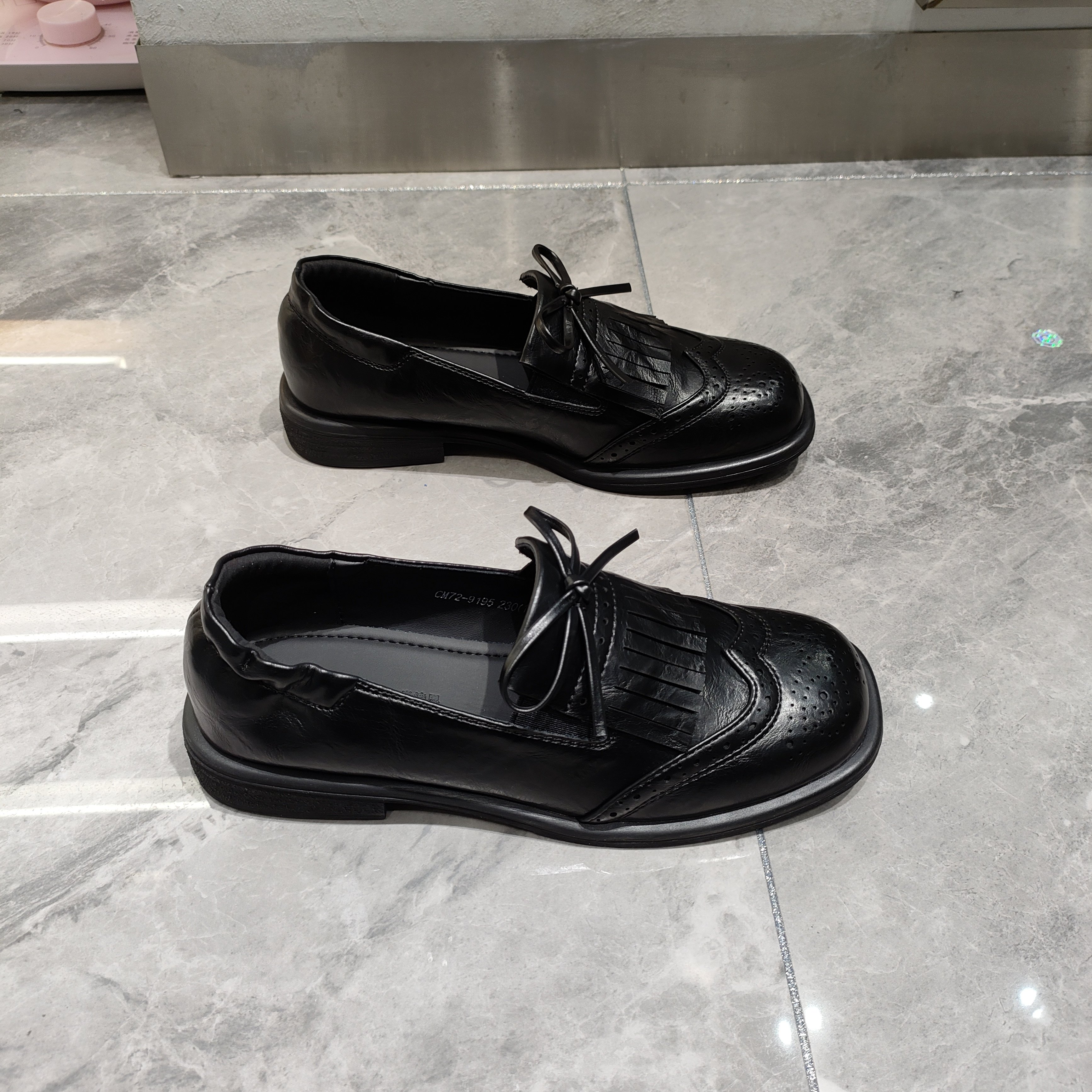 真皮黑色方头雕花英伦风小皮鞋女2026春季新款流苏布洛克粗跟单鞋,女鞋,浅口单鞋,淘宝优惠券,粉丝福利购,淘宝优惠卷