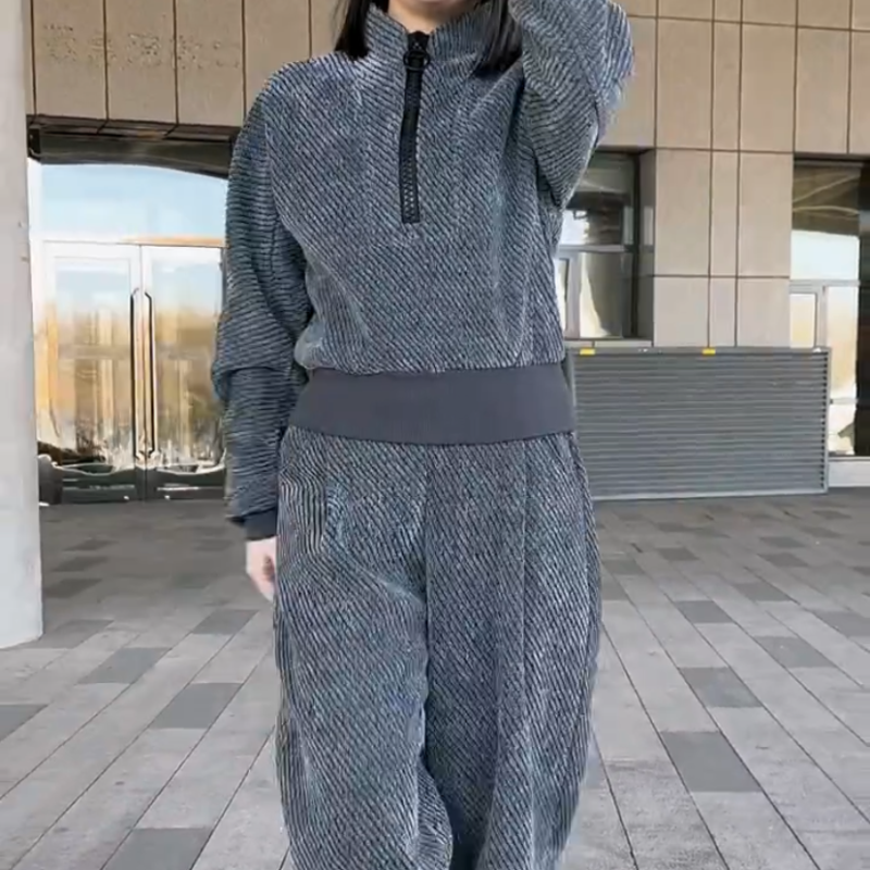 新款净版半拉链立领上衣加裤子两件套宽松遮肉休闲百搭时尚套装女