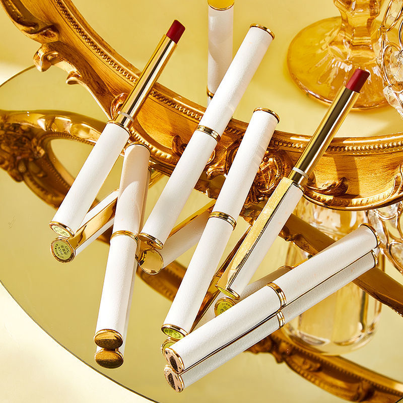 细管口红雾面滋润持久不易脱妆