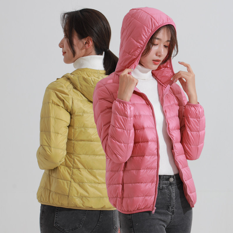 轻薄羽绒服女2021年新款短款白鸭绒时尚爆款秋冬大码轻便外套反季