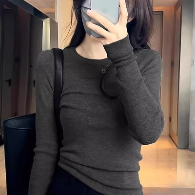 法式修身秋冬新款羊毛圆领打底衫女修身内搭正肩套头针织低领毛衣