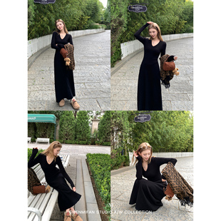 针织连衣裙女修身 黑色v领长袖 显瘦气质打底长裙 巴赫旧章 辰米范