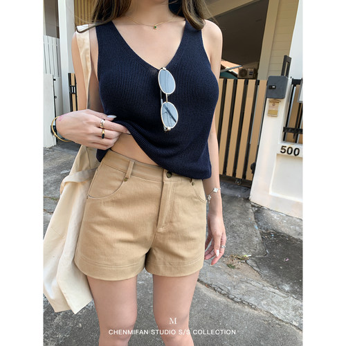 辰米范 自由简意 松弛百搭高腰a字休闲短裤女显瘦直筒阔腿热裤子