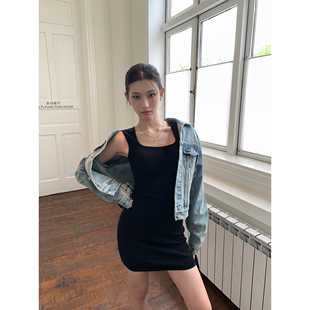 连衣裙女气质修身 莱赛尔针织方领无袖 包臀短裙 極简随型 辰米范