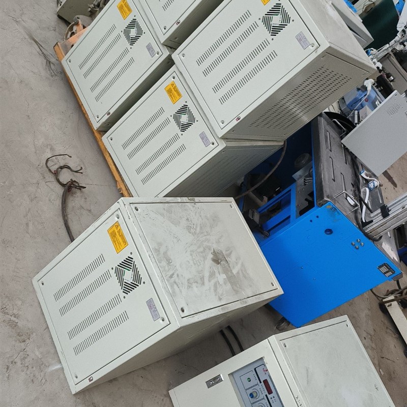 精密线性直流稳压稳流电源器。www-ldx型,成色如图。国营