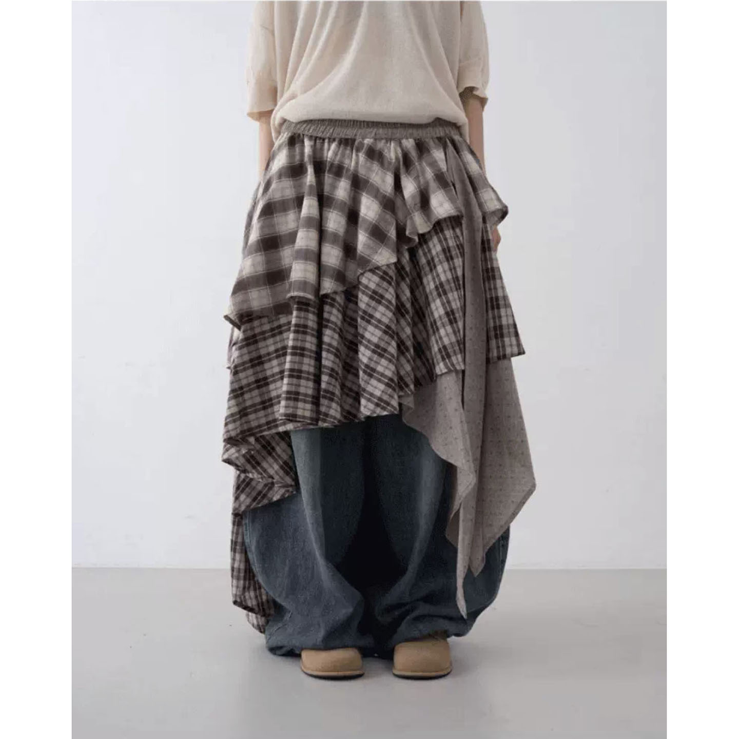 艺术感不规则下摆格子半身裙