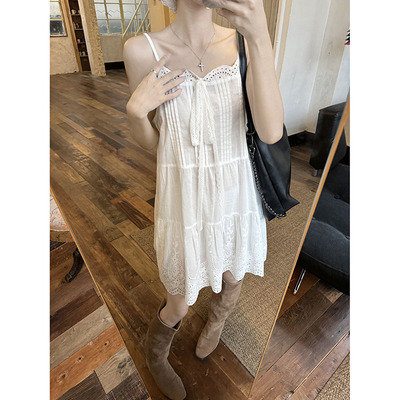 白色连衣裙法式设计感短款