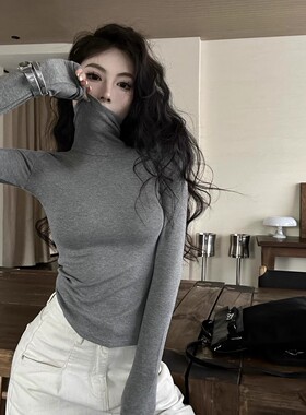 灰色高领长袖T恤女秋冬2023新款性感紧身内搭打底衫磨毛保暖上衣