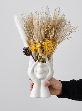 现代简约白色陶瓷人形花瓶摆件