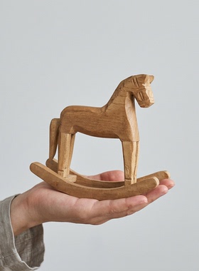 木质手工雕刻小马摆件家居装饰