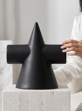 极简风黑色几何创意桌面摆件