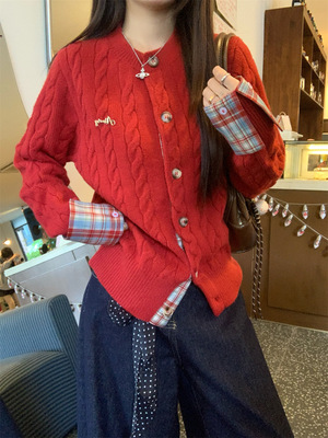 BrandyGirl新年红格纹拼接麻花针织开衫女学院软糯毛衣外套上衣潮