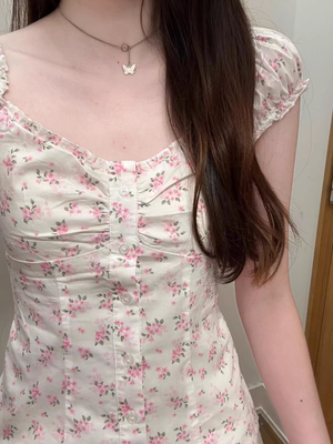 BrandyGirl新款美式小清新碎花荷叶边收腰纽扣v领bm短袖T恤上衣女