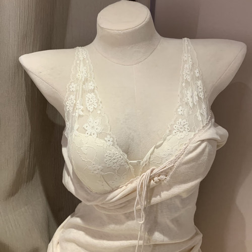 蕾丝前扣内衣女小胸聚拢显大无钢圈上托防下垂收副乳美背文胸套装