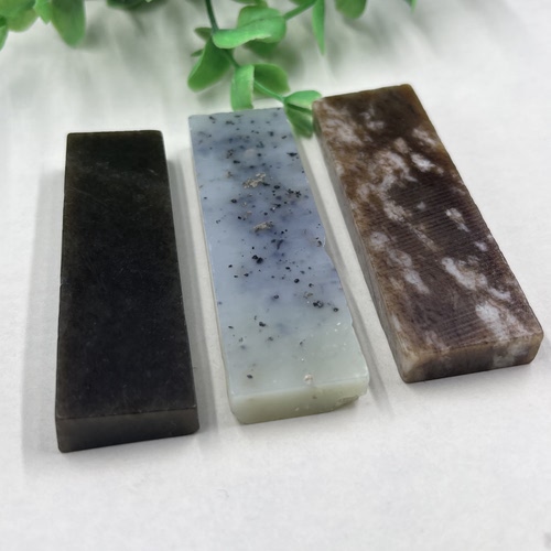 3件价新疆和田玉糖玉且末牌子边角料玉石DIY 吊坠毛料下脚料包邮t