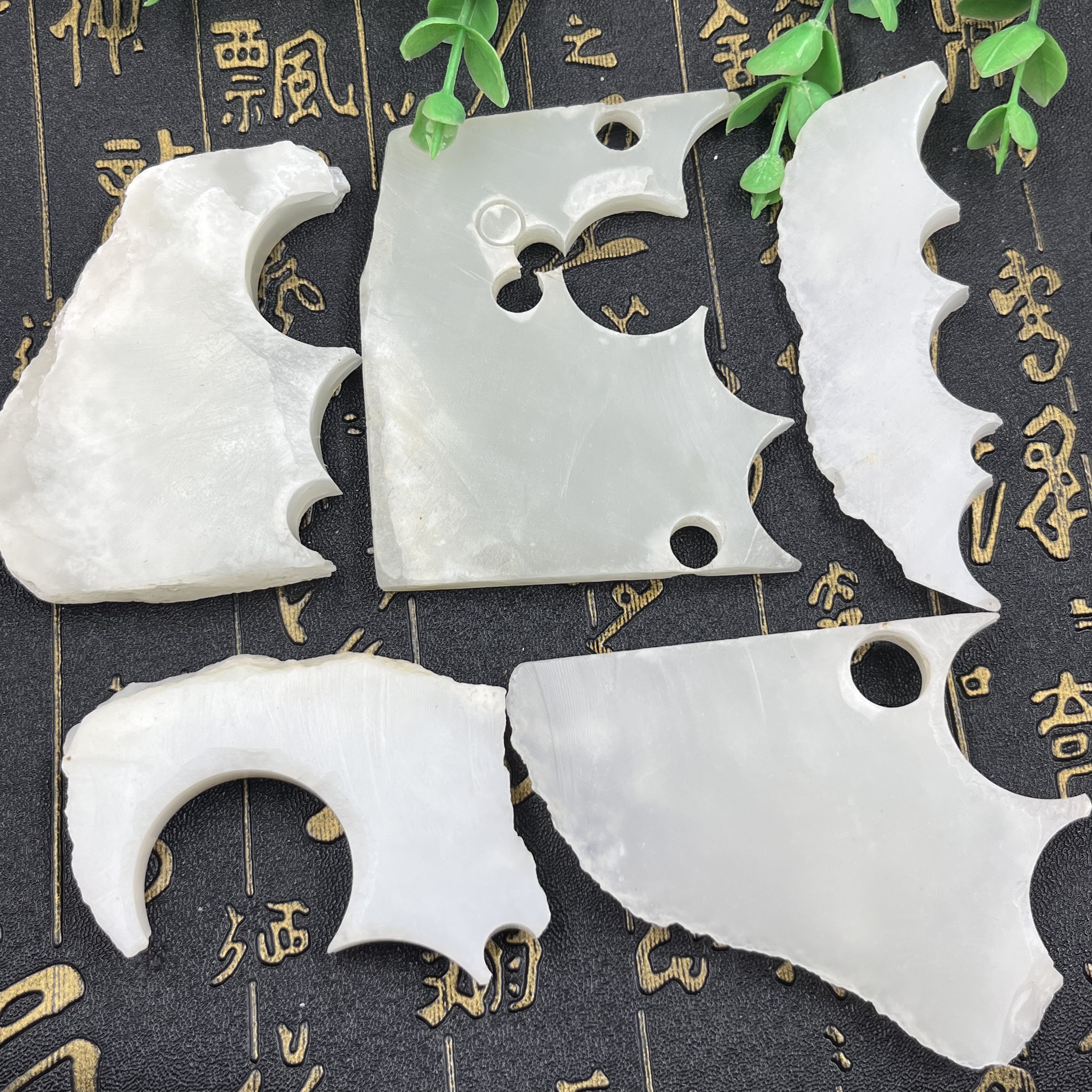 5件价新疆和田玉白玉一级白片料吊坠DIY边角料学习标本下脚料包邮