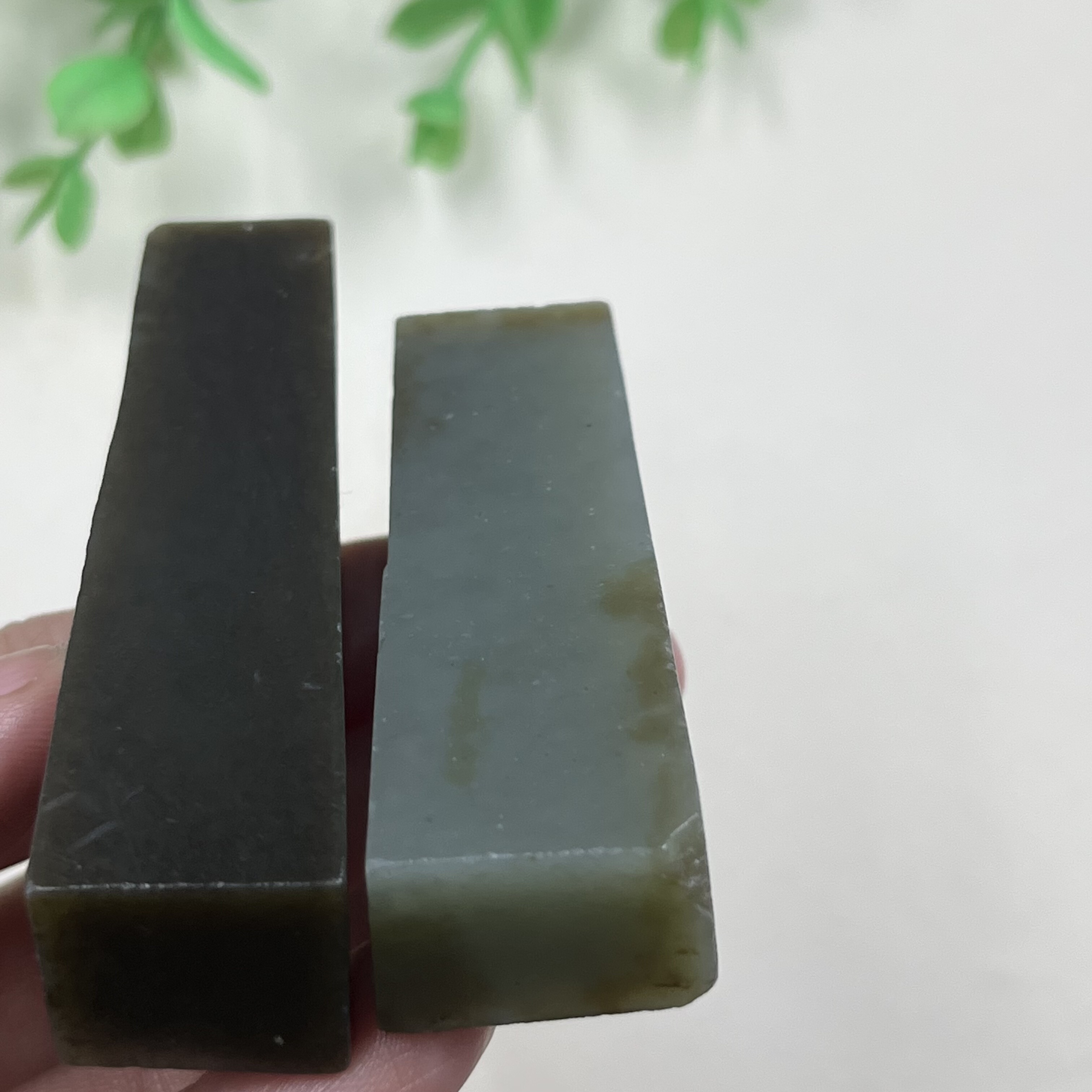2件价新疆和田玉且末印章把件边角料玉石料DIY吊坠挂件下脚料包邮