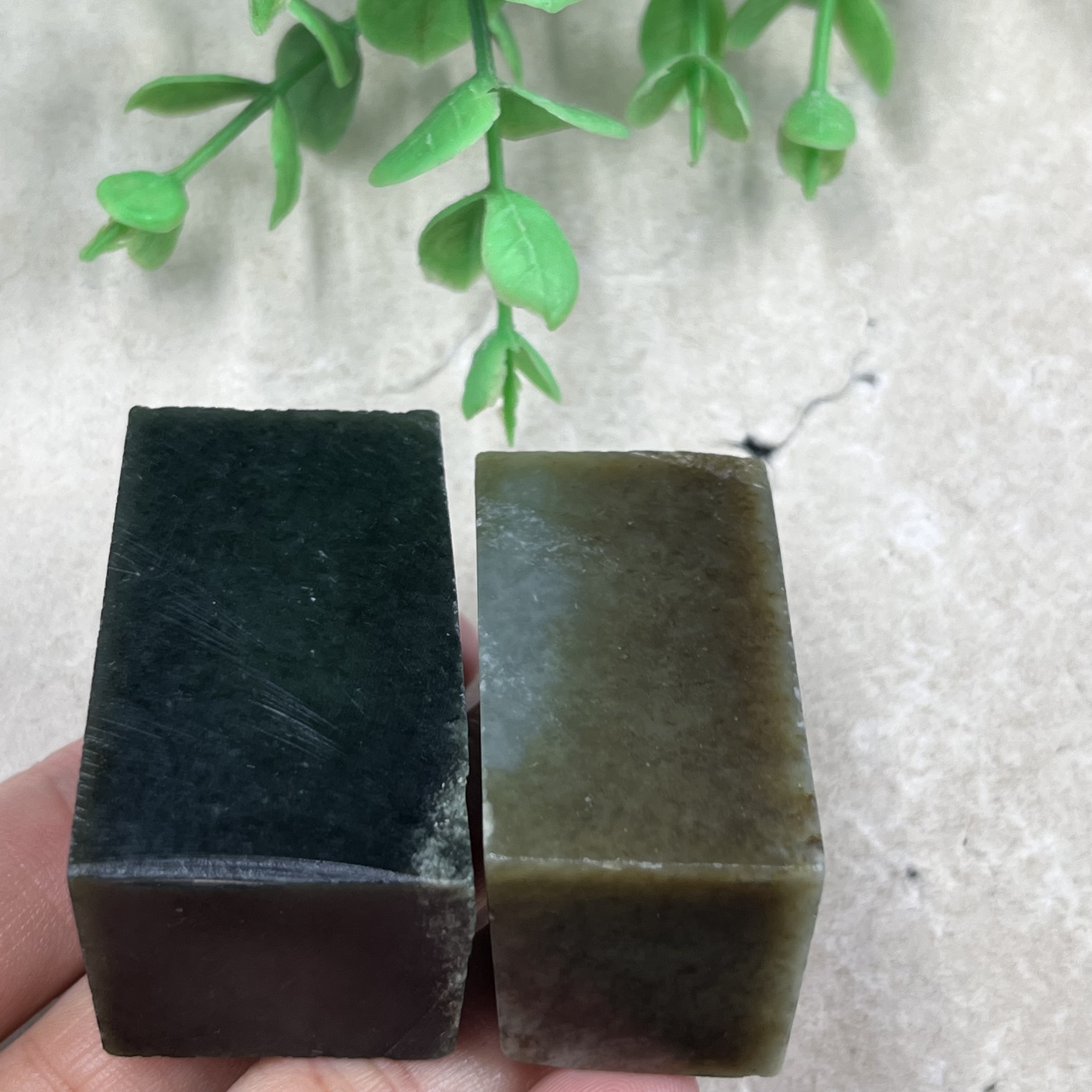 2件价新疆和田玉糖青玉且末小件印章边角料玉石料DIY珠子包邮t