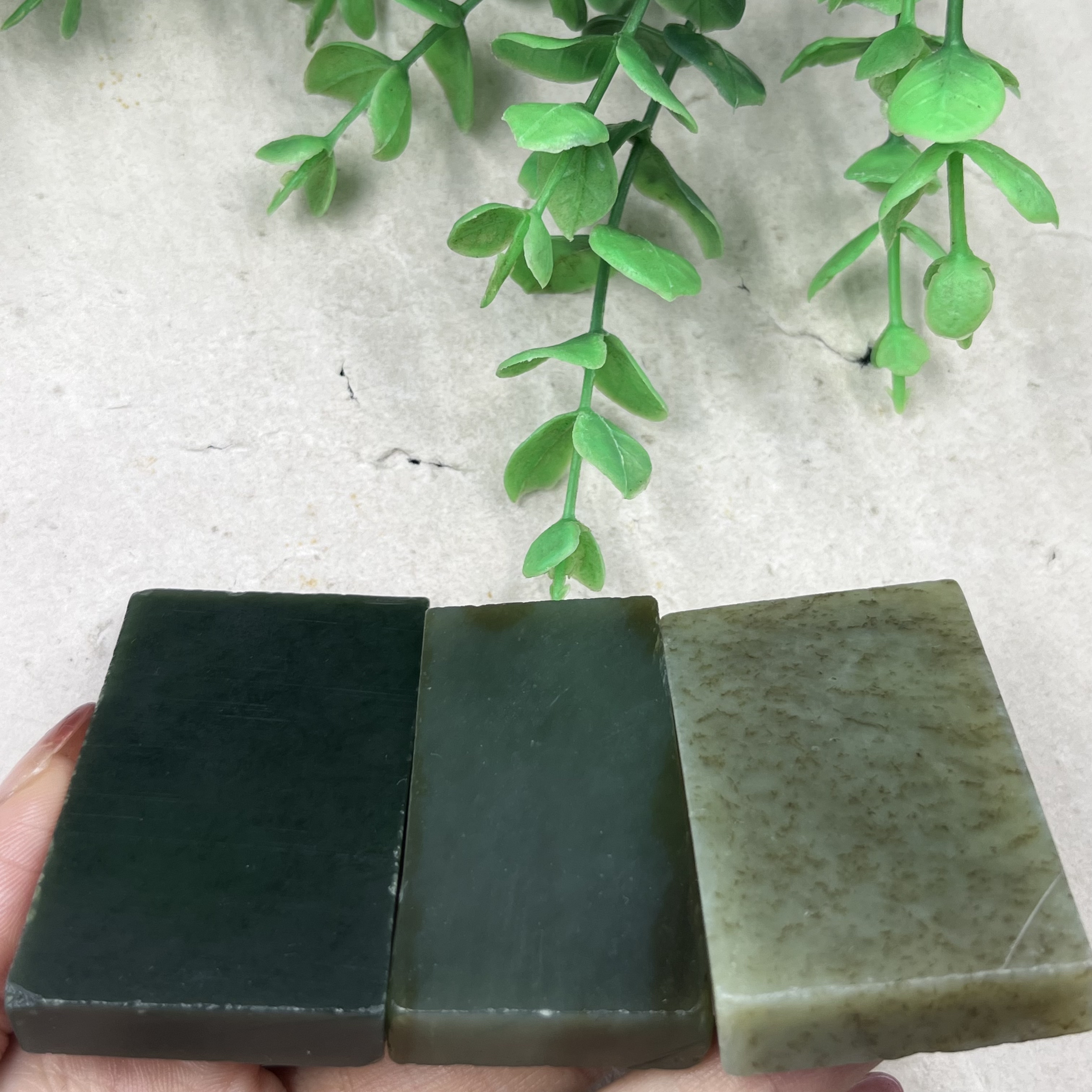 3件价新疆和田玉糖青玉且末牌子边角料玉石料DIY吊坠片料包邮t