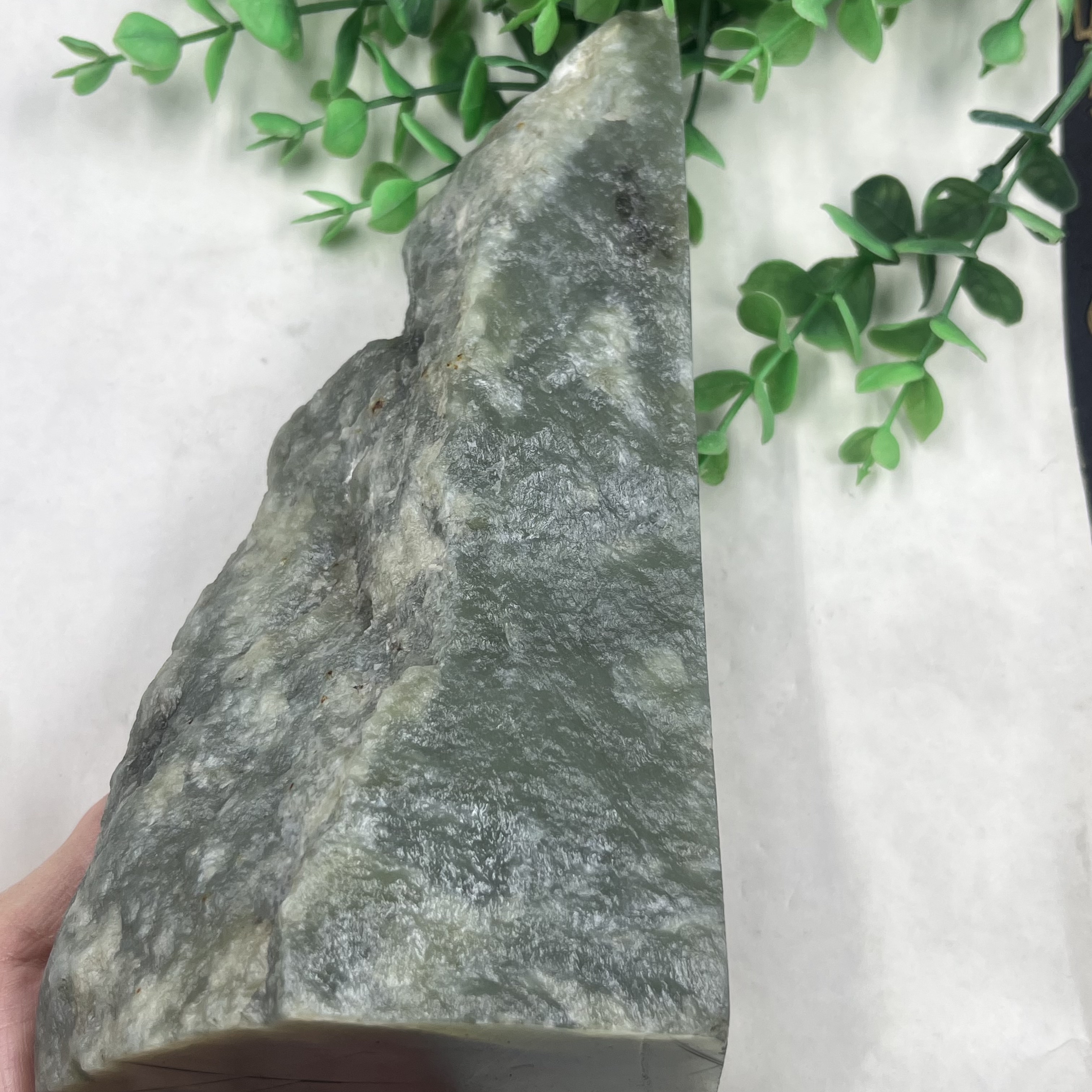 新疆和田玉鱼缸造景摆件边角料镇纸磨刀石玉石料毛料包邮1286克