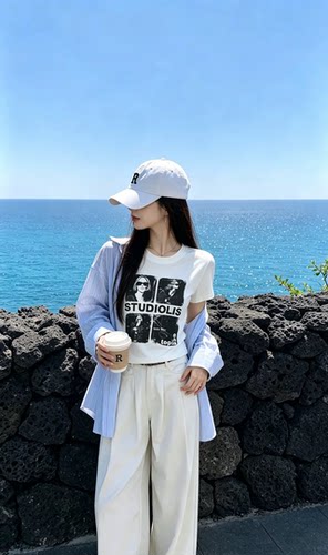 法式女孩印花T恤
