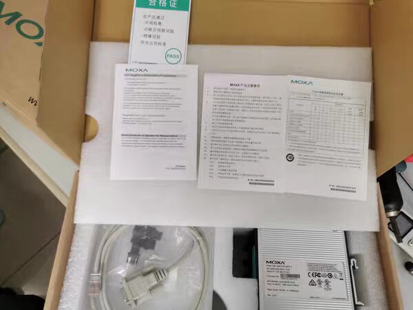 台湾 MOXA EDS-510A-1GT2SFP 7+3G口工业以太网交换机