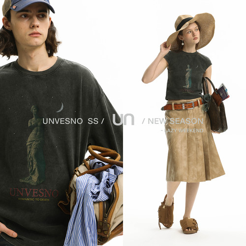 采用了洗水做旧的工艺，维纳斯印花更显复古