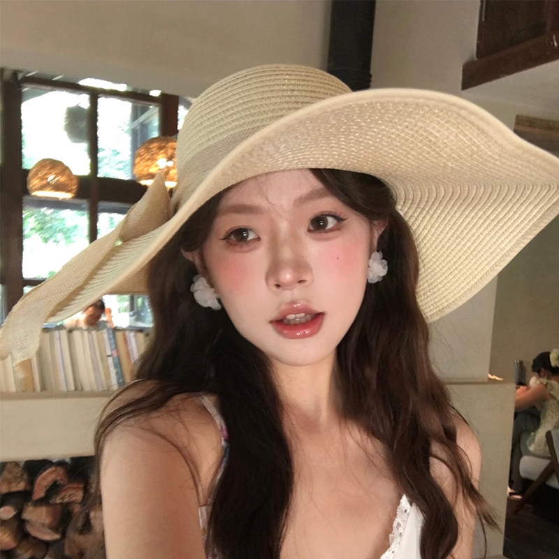蝴蝶结大帽檐遮阳草帽女夏季2026新款防晒帽海边度假旅游沙滩帽子