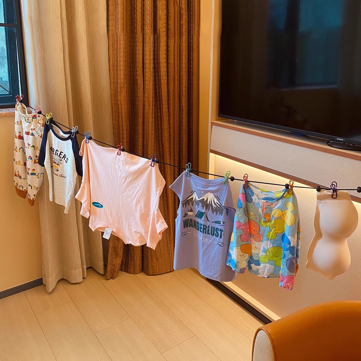 旅行晾衣绳酒店晾衣服神器