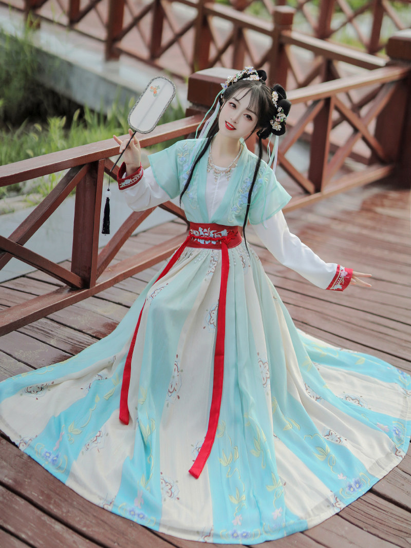 HANFU 여성 당나라 여름과 가을 스타일 고대 의상 허리 길이 속치마 국가 스타일 요소 정장 찢어진 치마 반팔 자수 짧은 셔츠