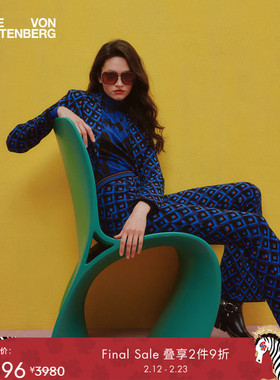 [提花工艺]DVF2025秋冬新款蓝色菱格纹图案长裤PN3T002