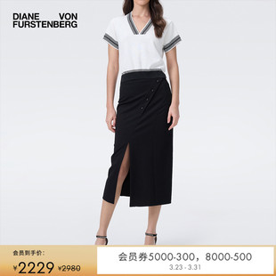 半裙KM2T001 纯色曜石黑单排扣开叉通勤高腰修身 DVF 经典