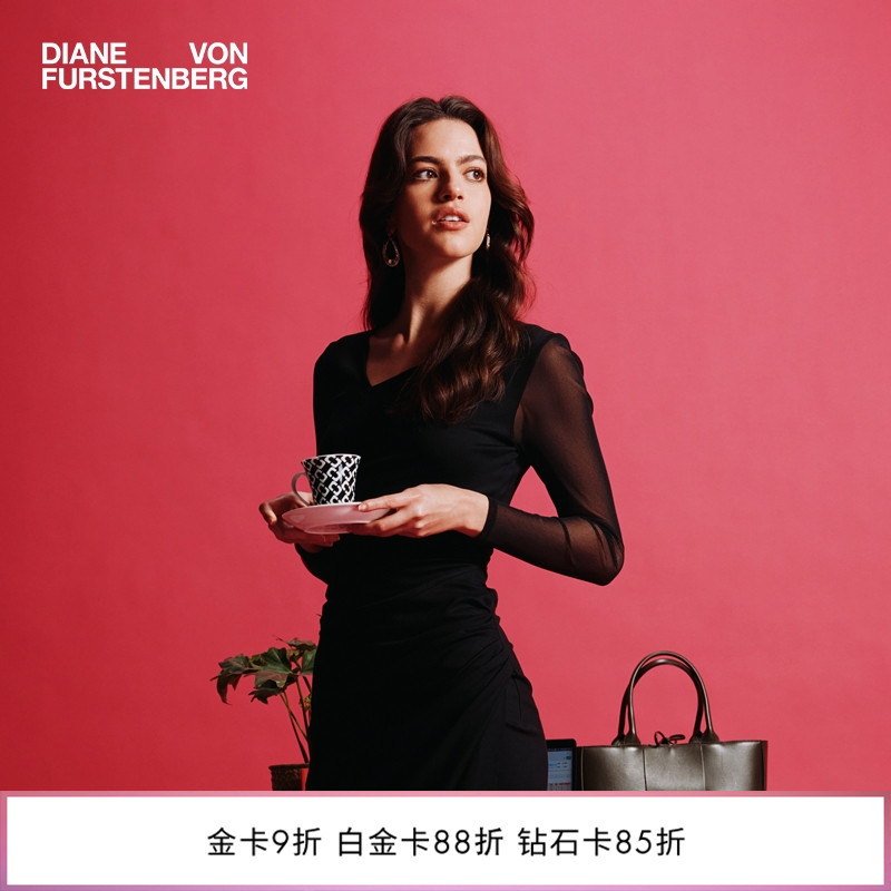 DVF曜石黑纯色V领裹身连衣裙