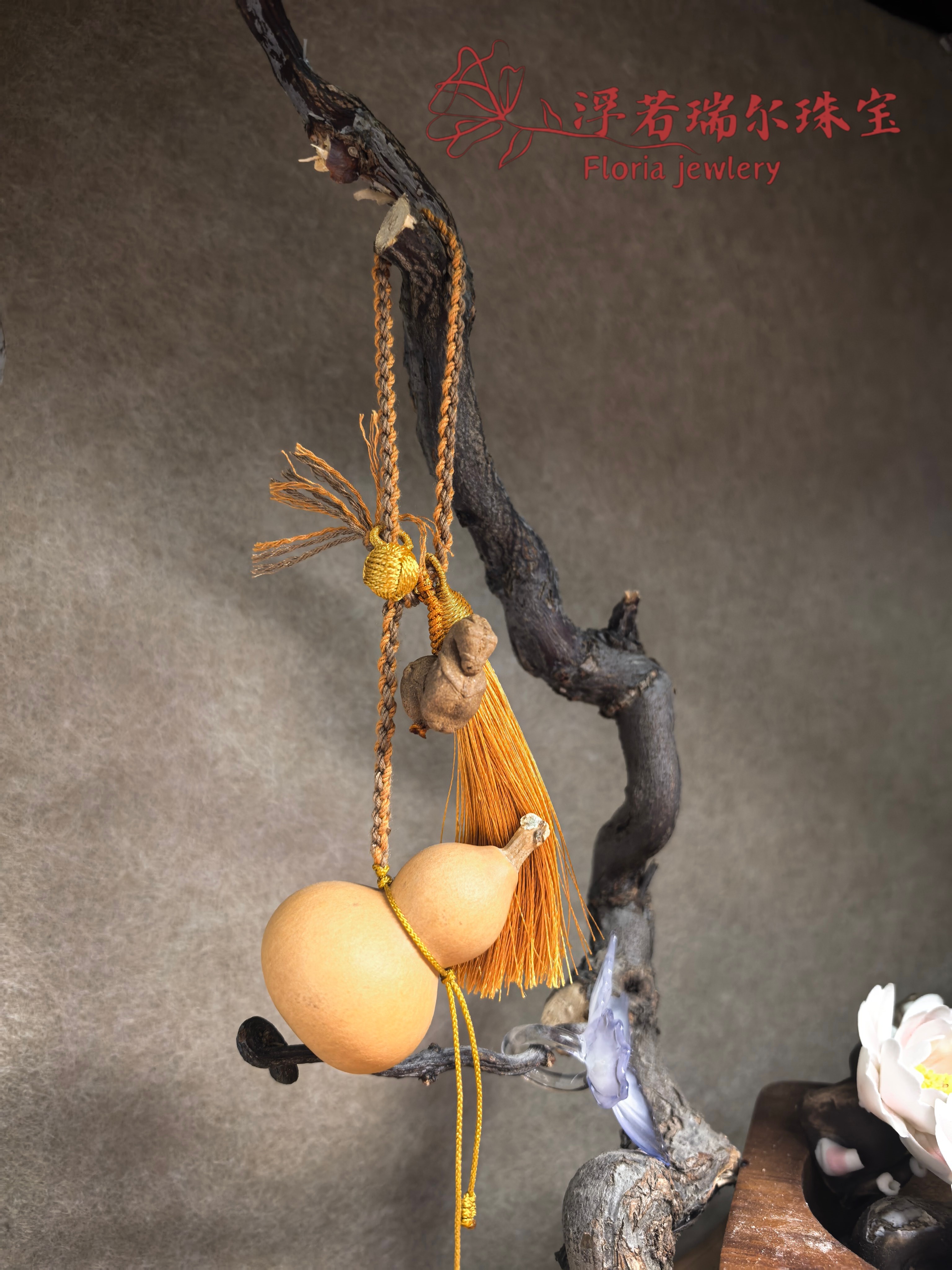 原创天然合香马挂件葫芦流苏编织包挂钥匙扣新年马年礼物福禄