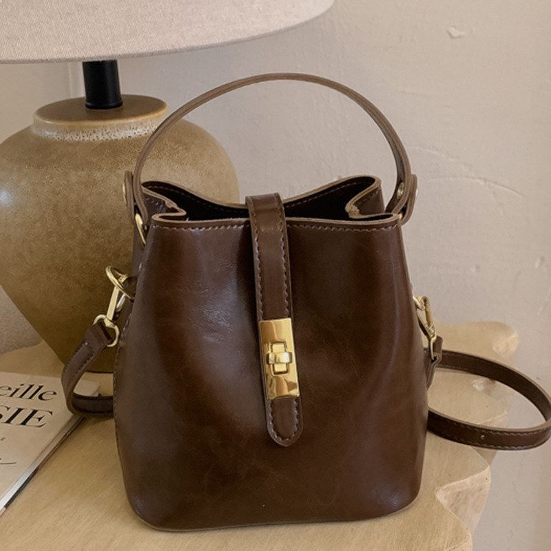 复古森系水桶包包女2025冬季新款