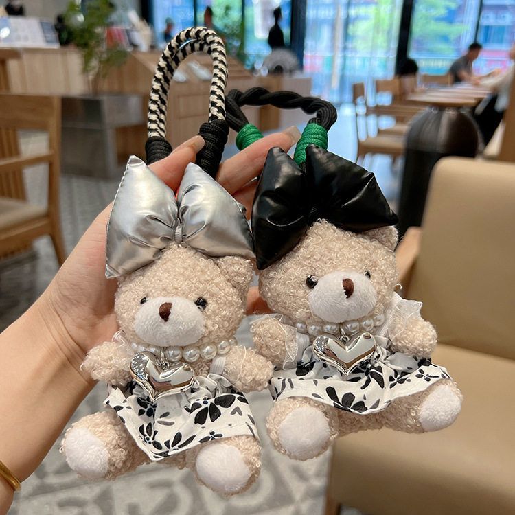 韩版碎花裙珍珠链蝴蝶结小熊可爱