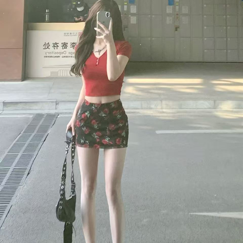 绝美穿搭性感辣妹纯欲风