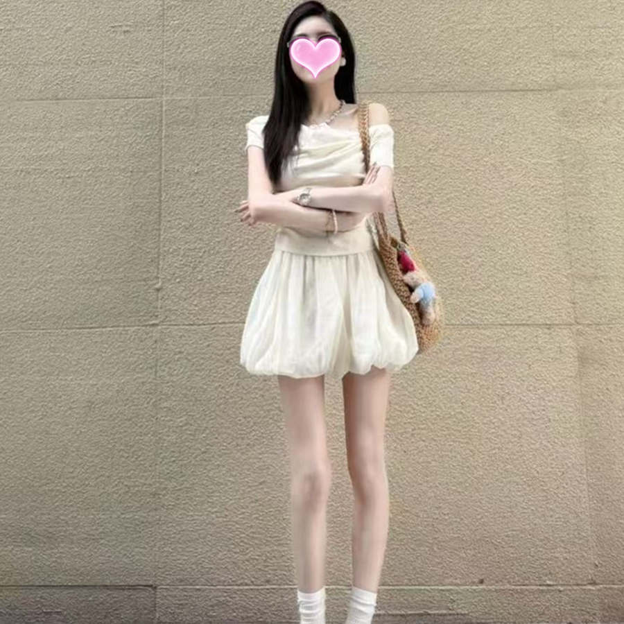 夏季辣妹穿搭纯欲风连衣裙