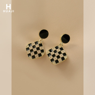 花迹棋盘格珍珠耳环轻奢高级感独特设计感耳饰适合夏天 耳坠女